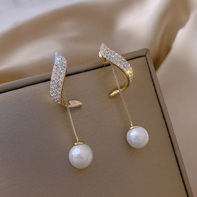 2025 New Korean Style Contracted Heart Pearl Earrings Zircon Geometric Stud Earring - Image 6