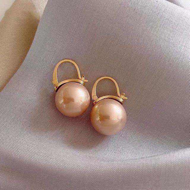 2025 New Korean Style Contracted Heart Pearl Earrings Zircon Geometric Stud Earring - Image 9
